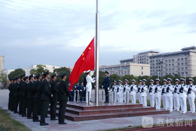 陆军装甲兵学院是军校吗_陆军装甲兵学院是211吗_陆军装甲兵学院是几本