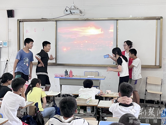 风流儒雅亦吾师可以形容老师吗_风流儒雅是什么意思_儒雅风流