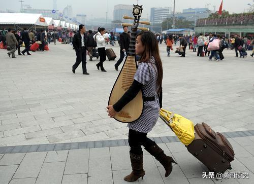 振兴中华_振兴中华的口号的提出者是_振兴中华最强音是谁提出来的