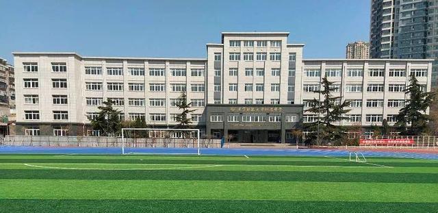 辽宁师范大学附属中学占地面积_辽宁师范大学附属中学_辽宁师范附中排名