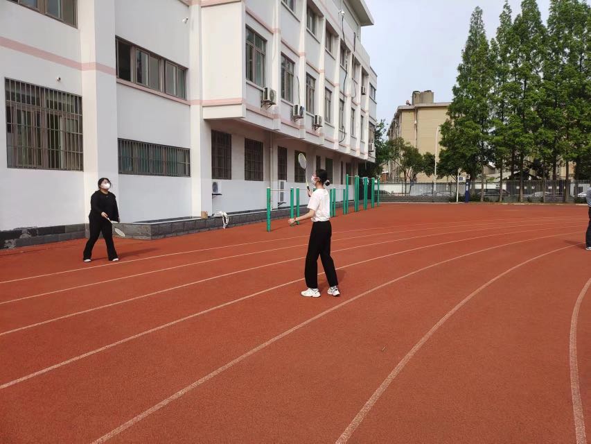 扬州初中梅岭中学_扬州市梅岭中学_扬州中学市梅岭校区地址