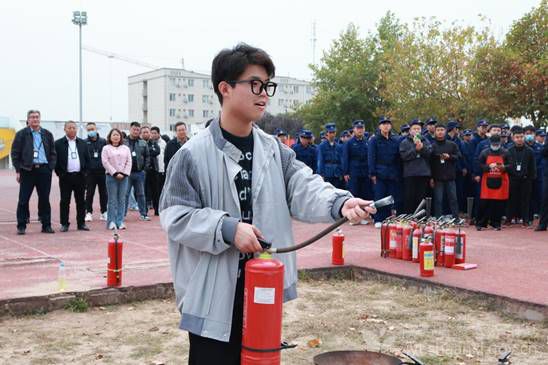 南郑中学_南郑中学占地面积_南郑中学贴吧