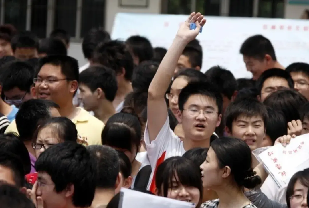 湖北师范大学今年的录取分数线_2021年湖北师范分数线_湖北师范大学分数线2023