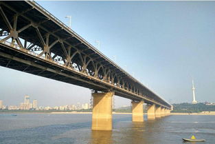 武汉长江大桥的特点是什么