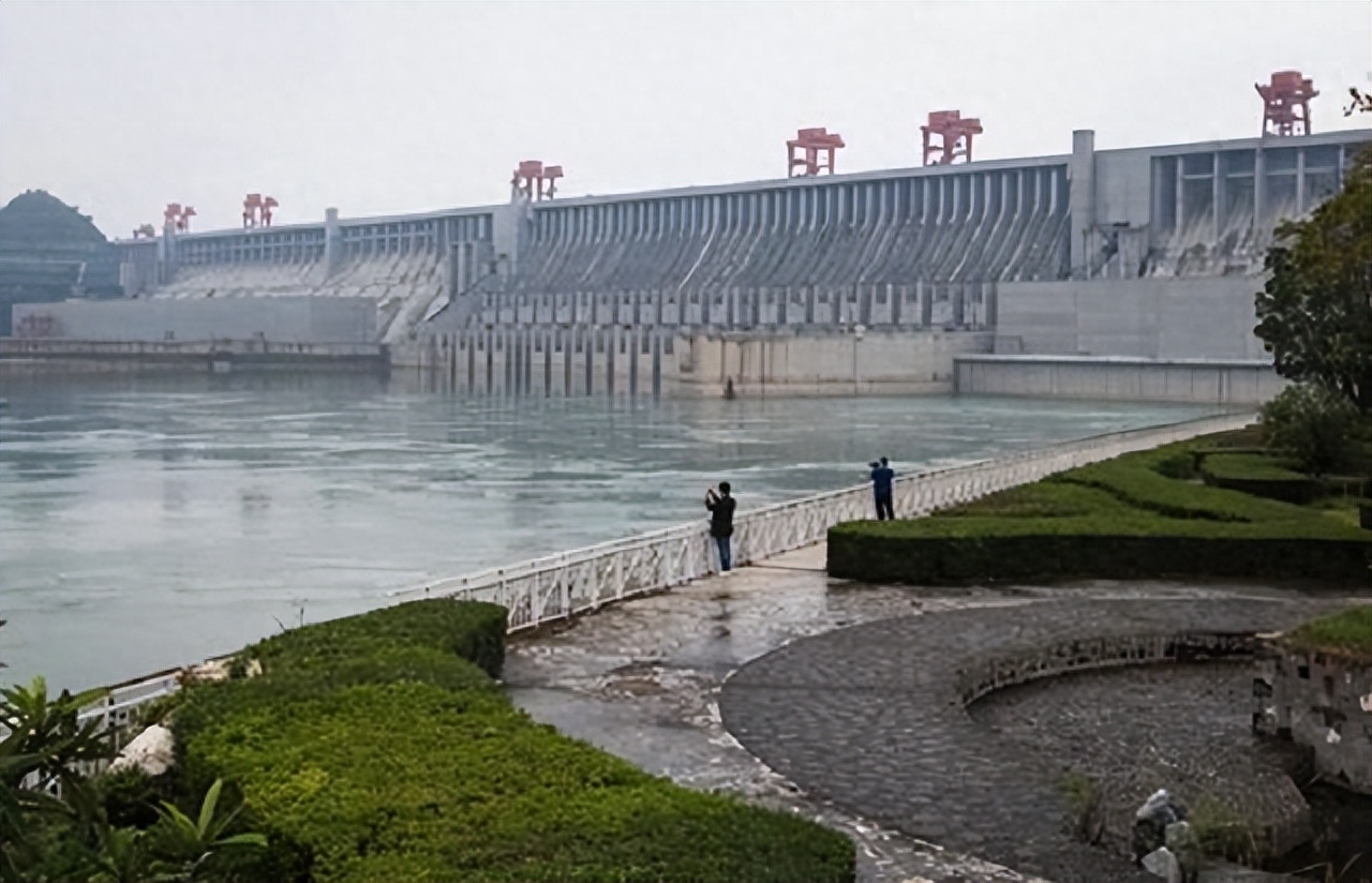 长江三峡指的是哪三峡_长江三峡指的是_三峡长江指是哪条河流