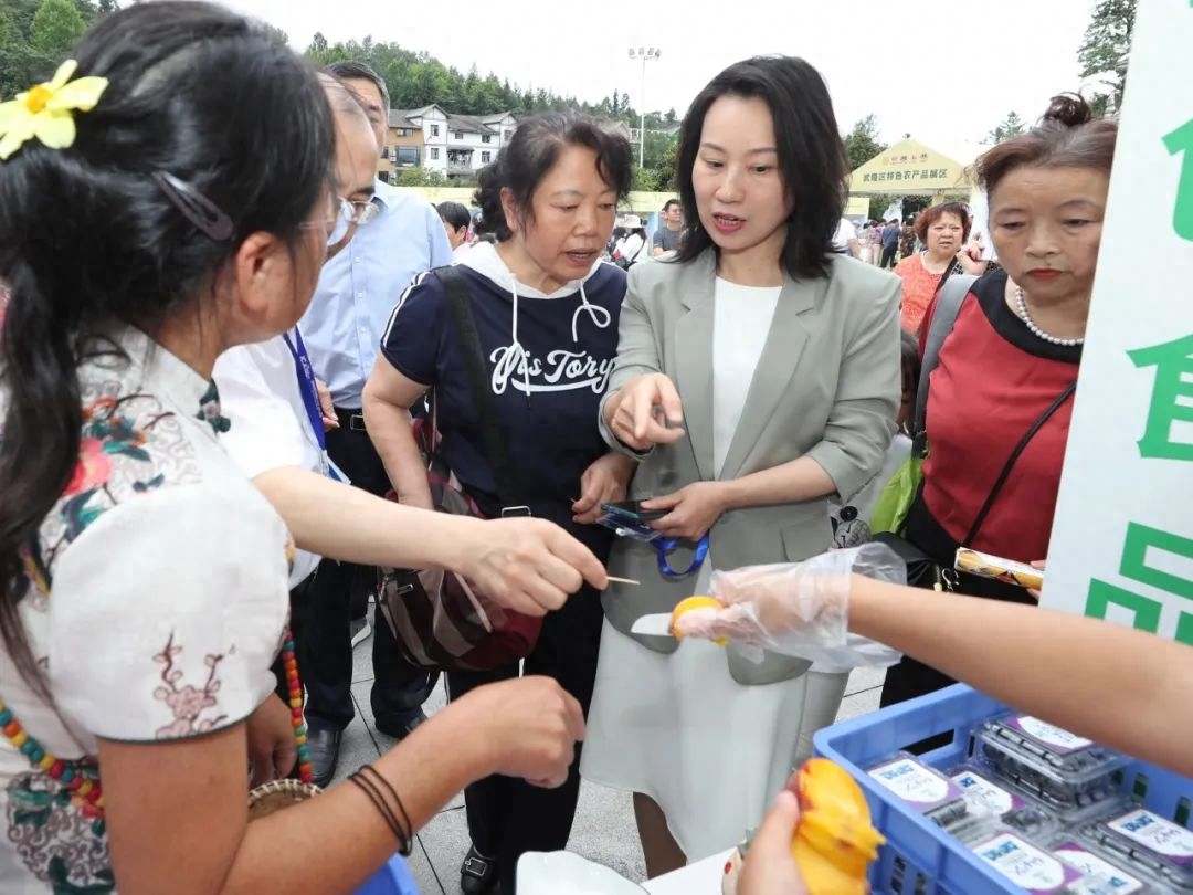 政协委员属于什么身份_政协委员是什么级别_政协