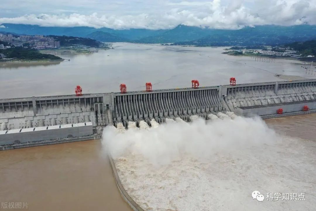 三峡大坝的地点_三峡大坝在什么地方_三峡大坝的所在地