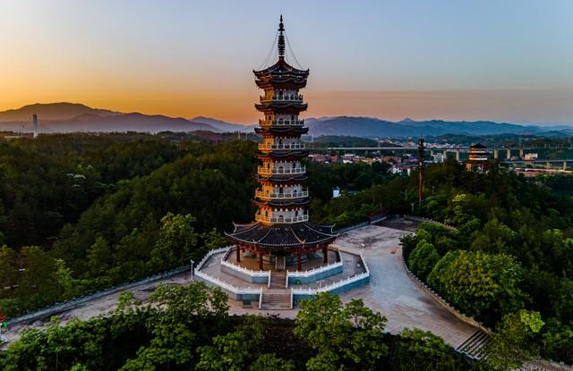 丹霞山旅游风景区门票多少钱_丹霞山_丹霞山一日游最佳攻略