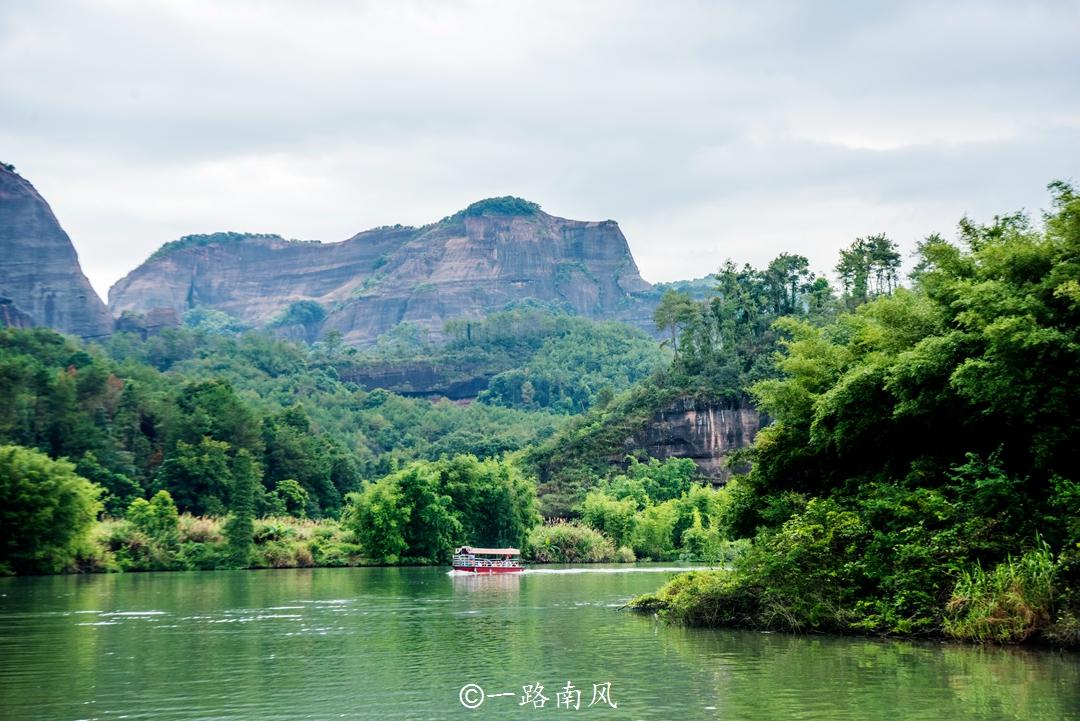 丹霞山_丹霞山旅游攻略_丹霞山阳元石和阴元石