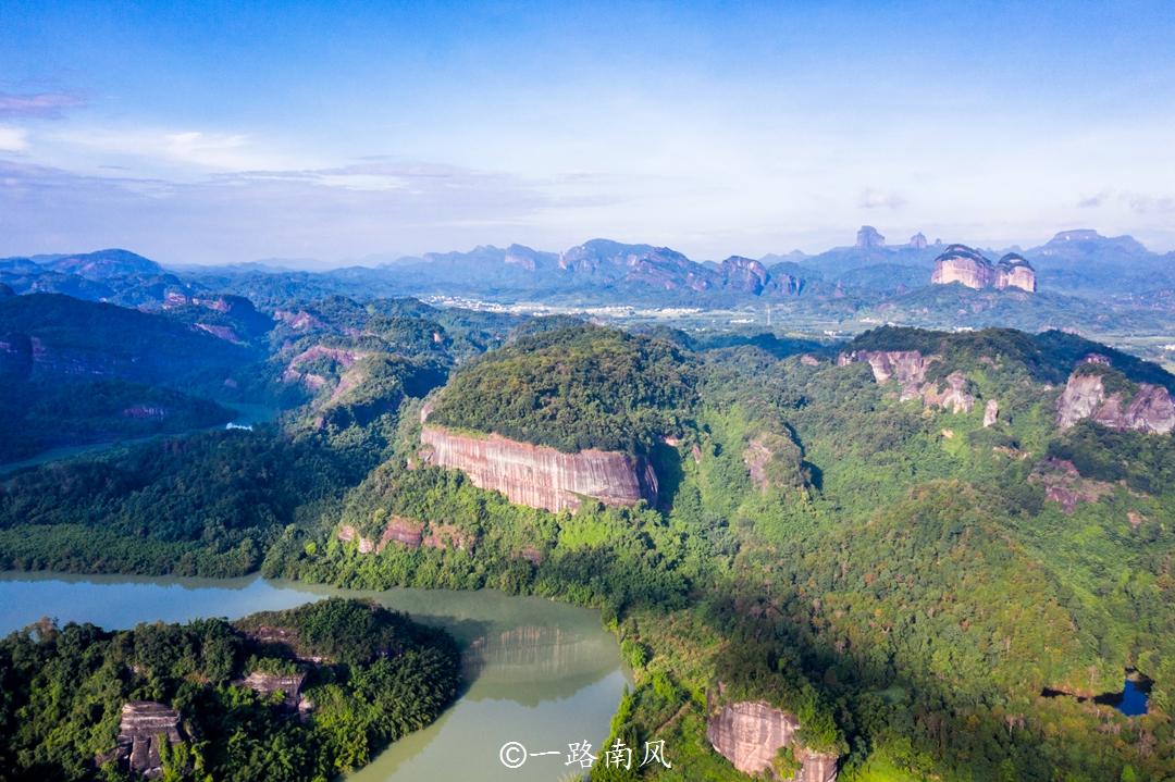 丹霞山_丹霞山旅游攻略_丹霞山阳元石和阴元石