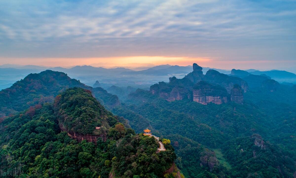 丹霞山旅游景点介绍_丹霞山_丹霞山一日游最佳攻略