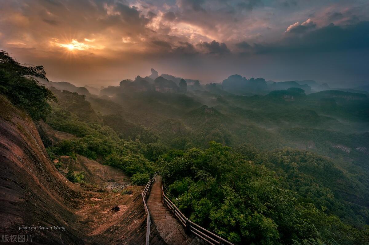 丹霞山旅游景点介绍_丹霞山一日游最佳攻略_丹霞山