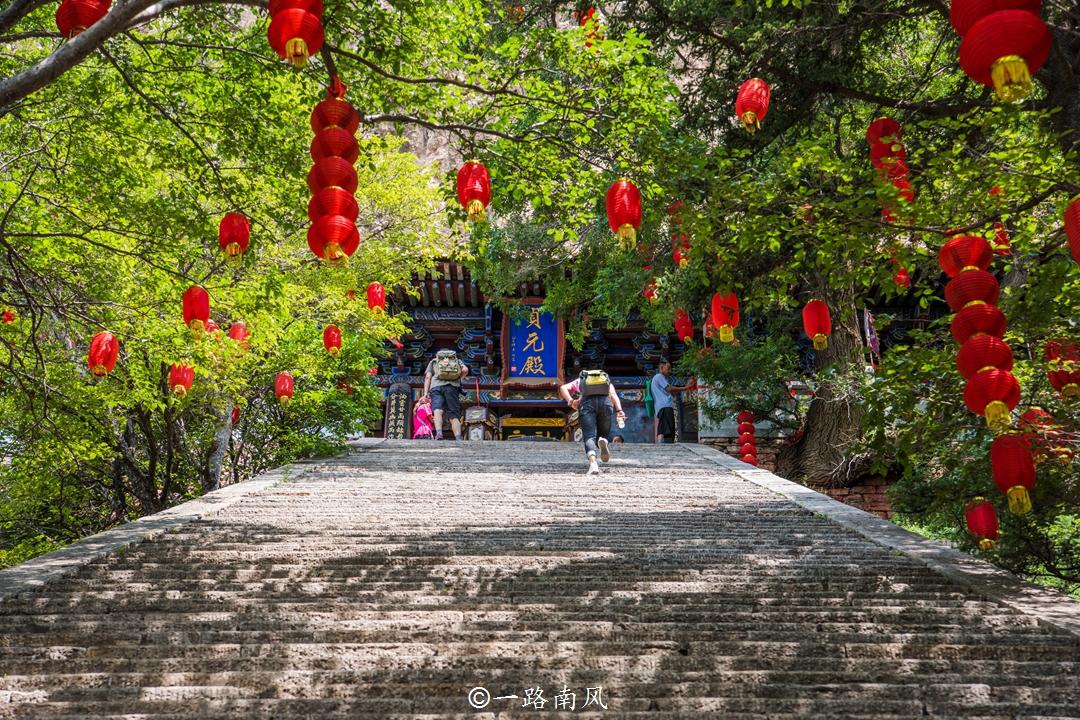 华山在哪里_华山在哪个省_华山简介华山