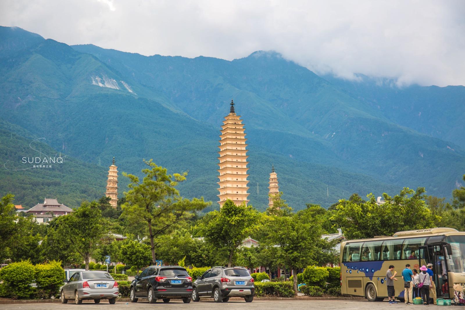 丽江在哪里_丽江必去4个景点_丽江天气